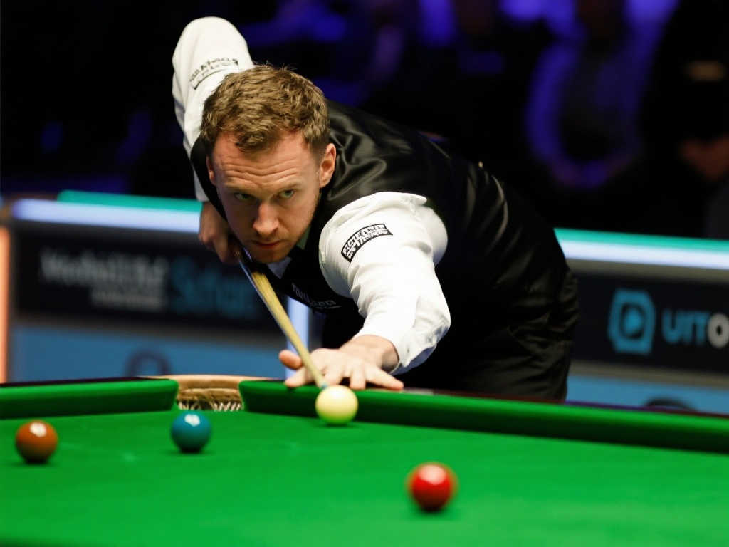 球赛事中崭 球赛事中崭